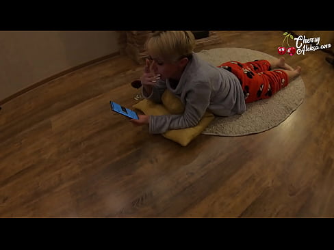 ❤️ পাগল স্বর্ণকেশী চুষা বিশাল শিশ্ন চুষা এবং এটি উপর লাফালাফি - পায়ূ সেক্স ❌ অ্যানাল পর্ণ ﹏